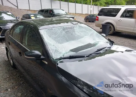 2014 Volkswagen Jetta 1.8T Se from USA, damaged, VIN 3VWD17AJ2EM273523